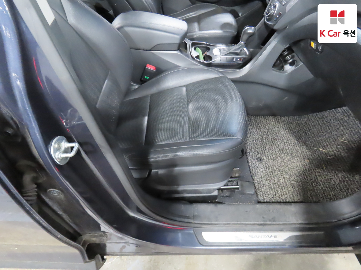 Hyundai Santa Fe - 34