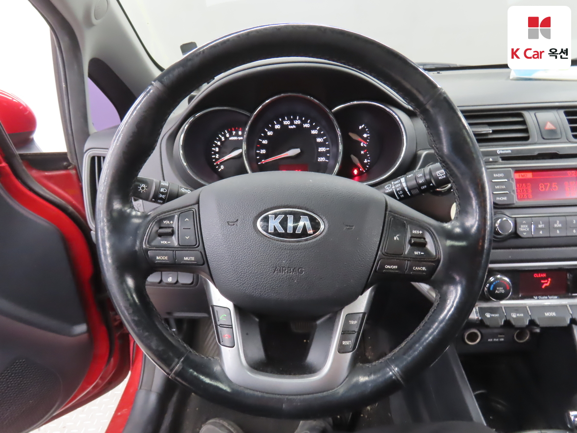 Kia Pride - 10
