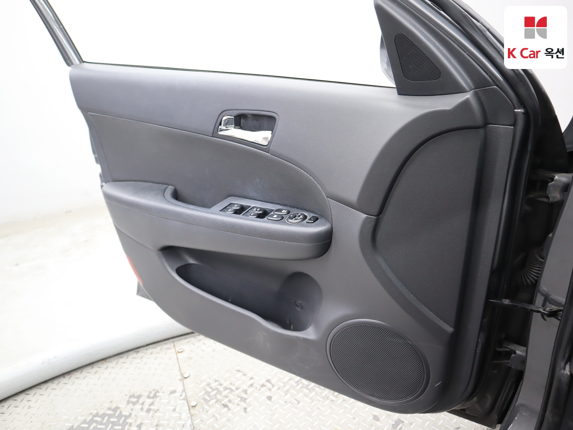Hyundai i30 2009 - Image 8