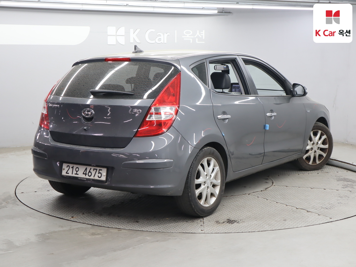 Hyundai i30 2009 - Image 2