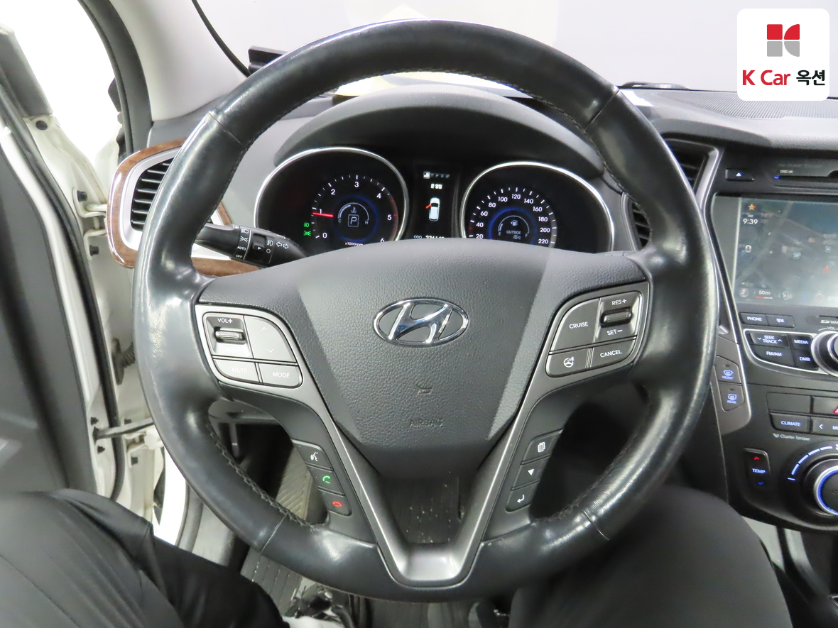 Hyundai Santa Fe - 10