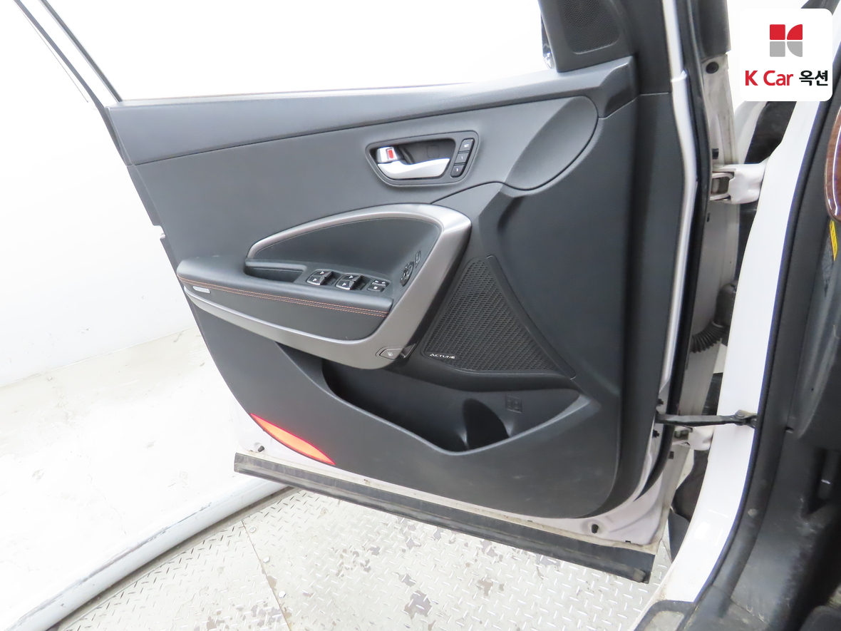Hyundai Santa Fe - 8