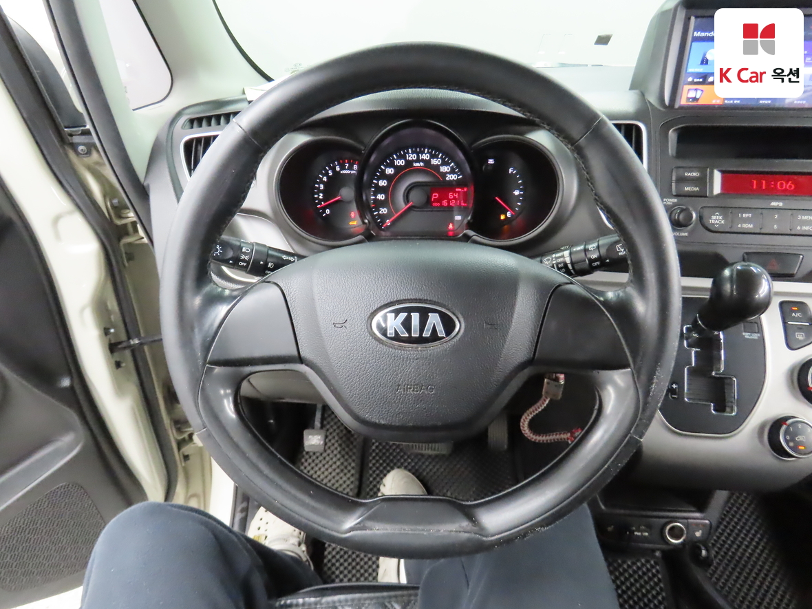 Kia Ray - 10