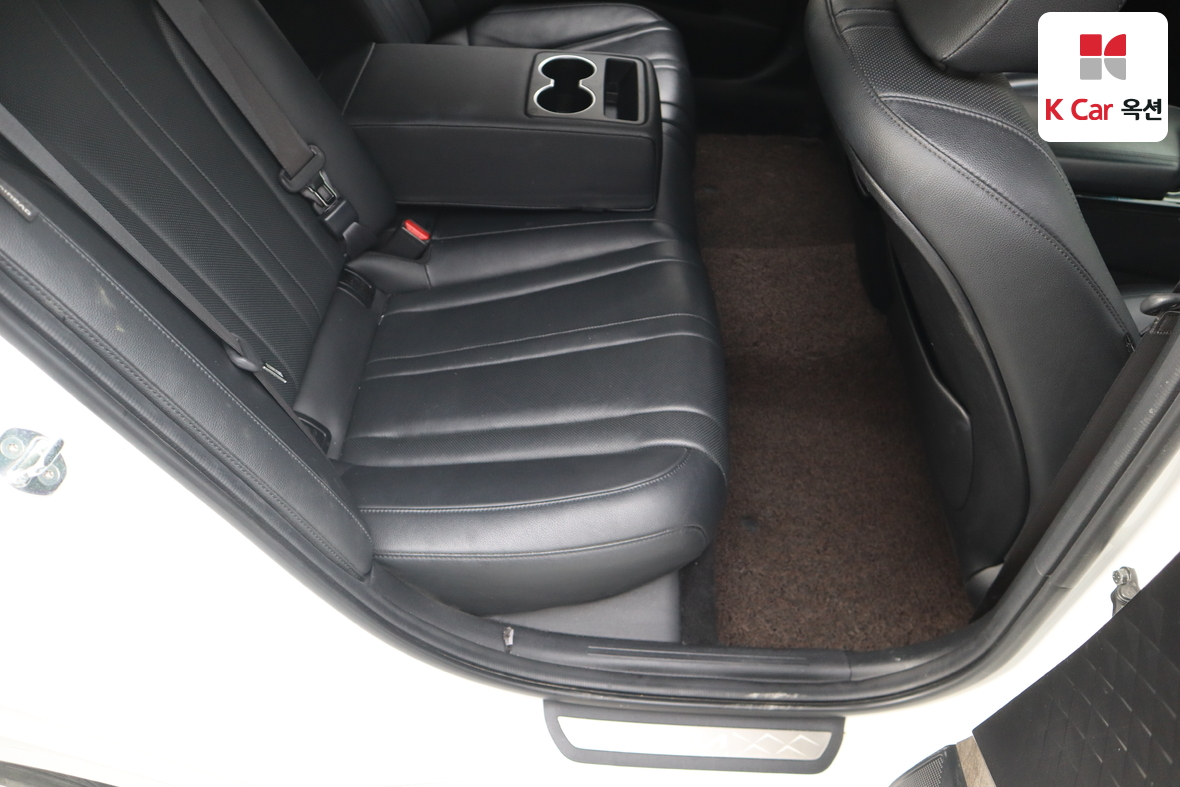 Kia K8 - 27