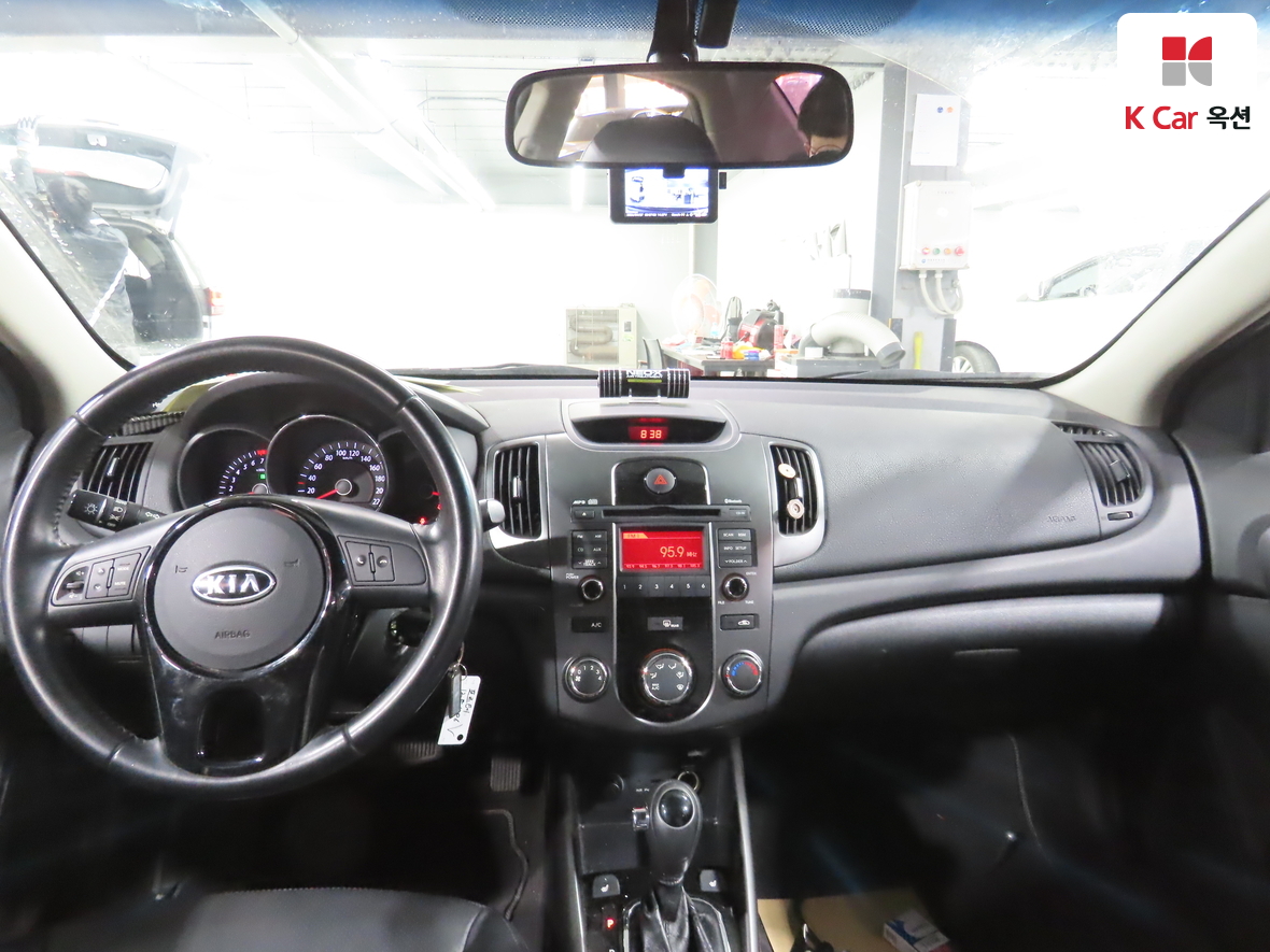 Kia Forte 2013 - Image 3