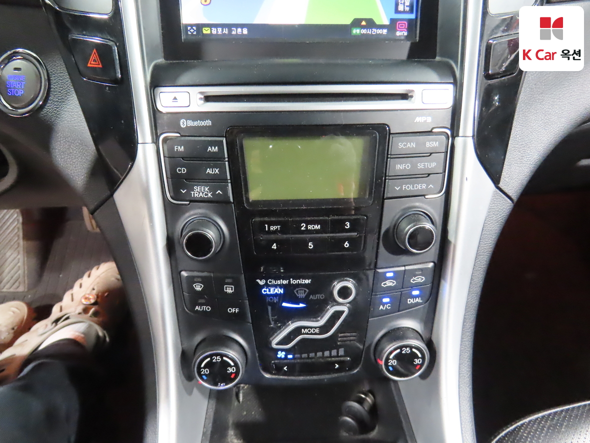 Hyundai Sonata 2012 - Image 15