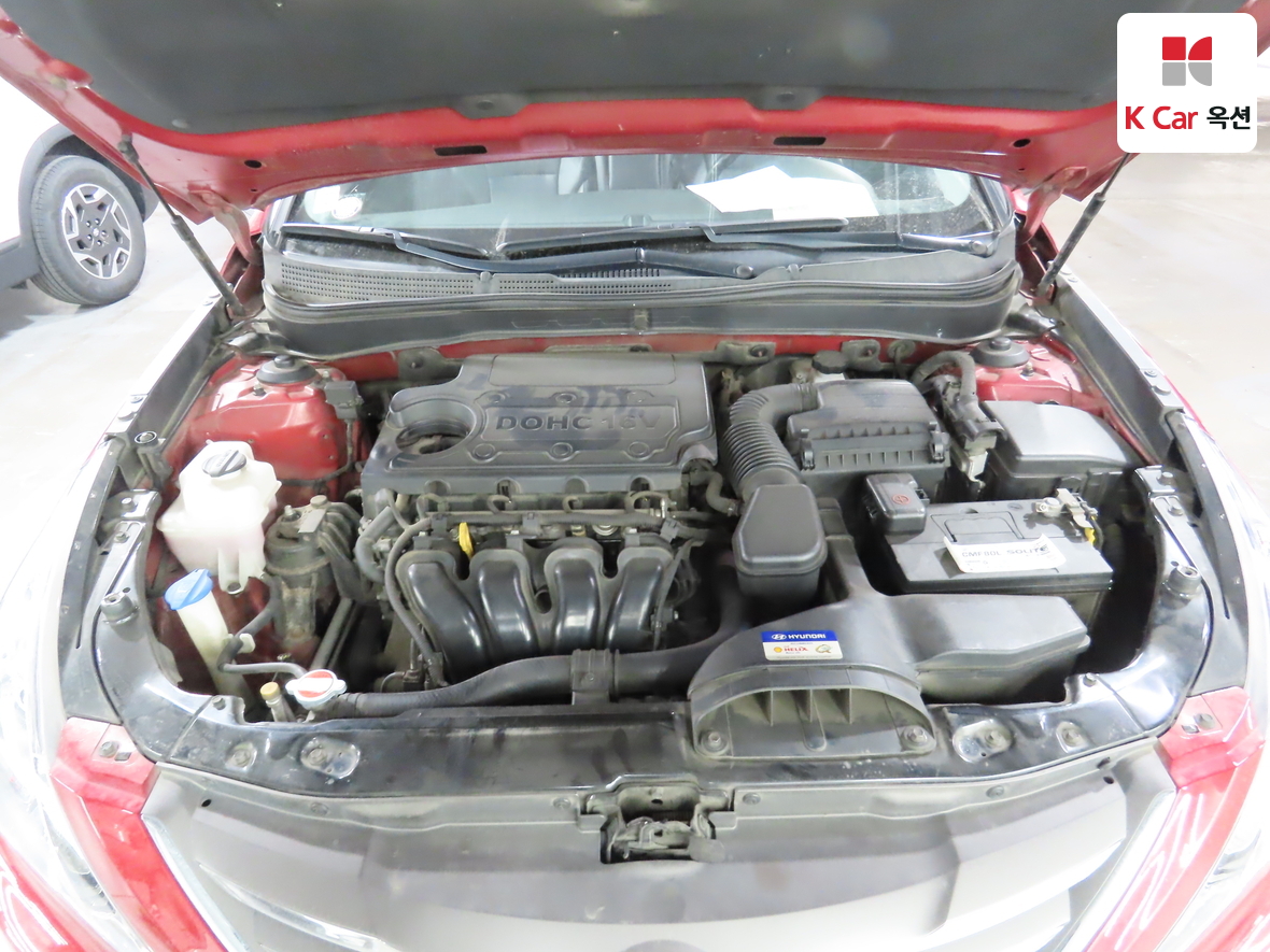Hyundai Sonata 2012 - Image 32