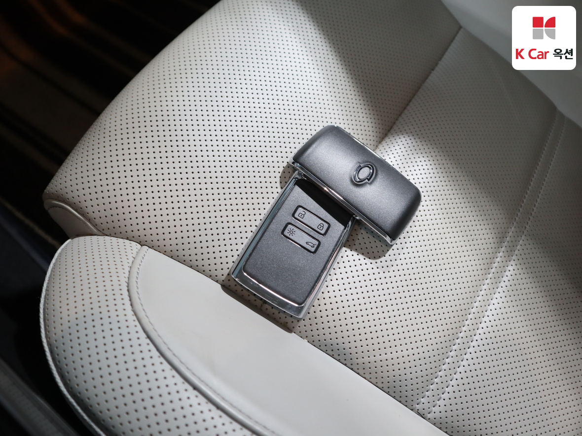 Renault Samsung SM6 2016 - Image 17