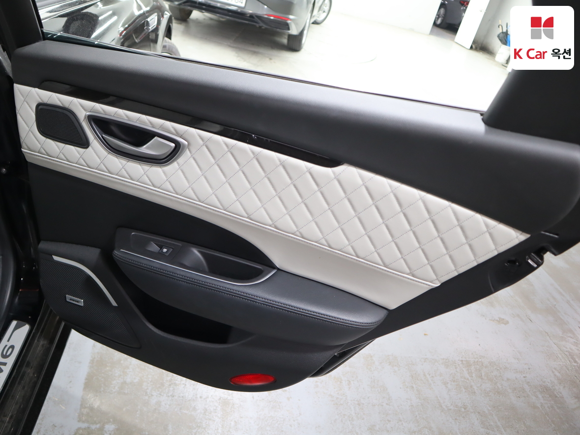 Renault Samsung SM6 2016 - Image 25