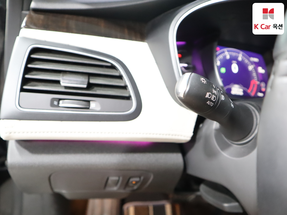 Renault Samsung SM6 2016 - Image 9
