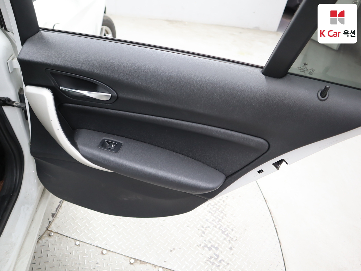 BMW 1 Series - 27