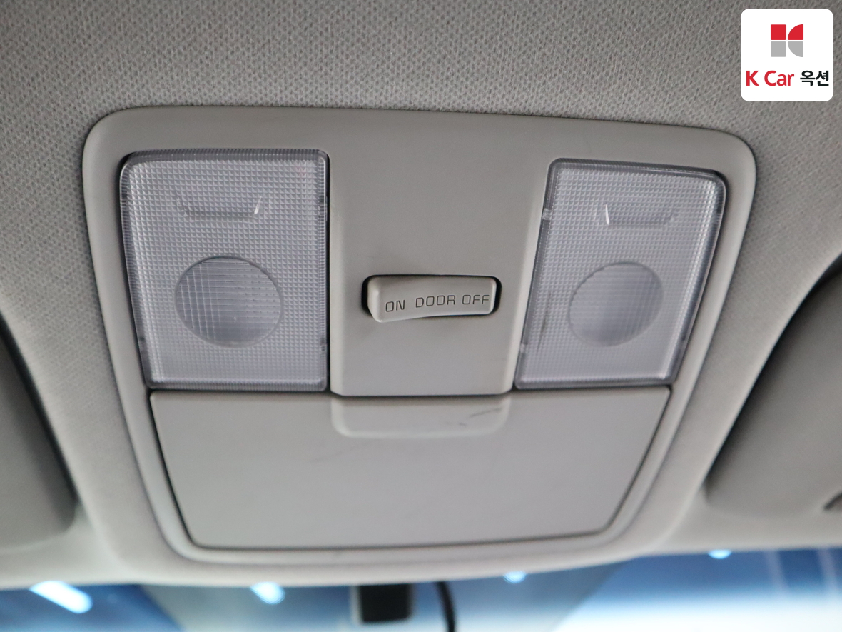Kia K3 2013 - Image 12
