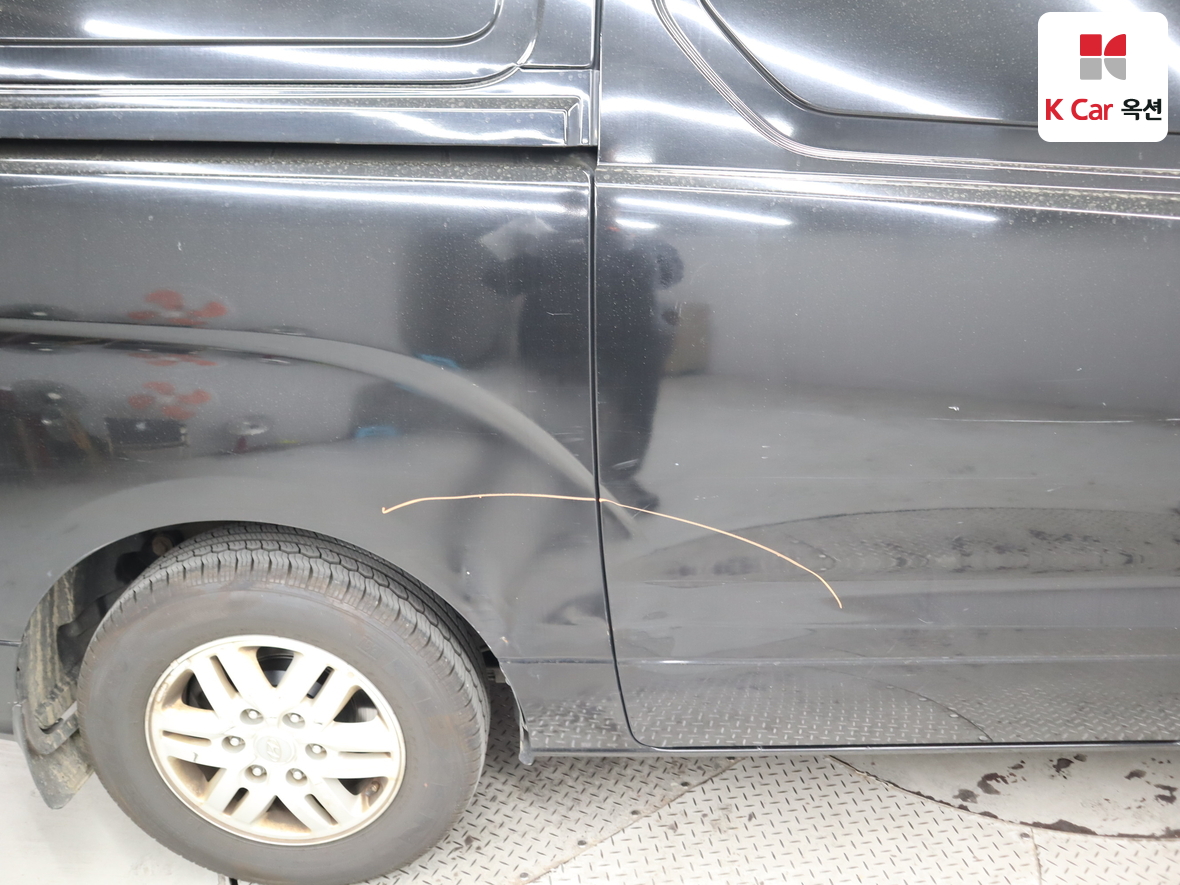 Hyundai Grand Starex - 41