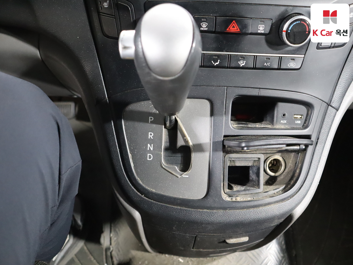 Hyundai Grand Starex - 17