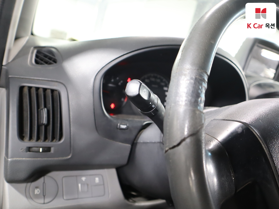 Hyundai Grand Starex - 9