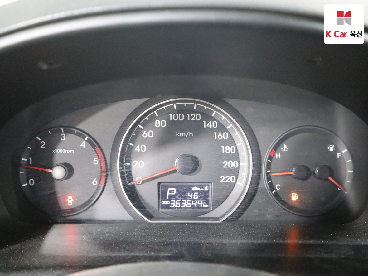 Hyundai Grand Starex - 5