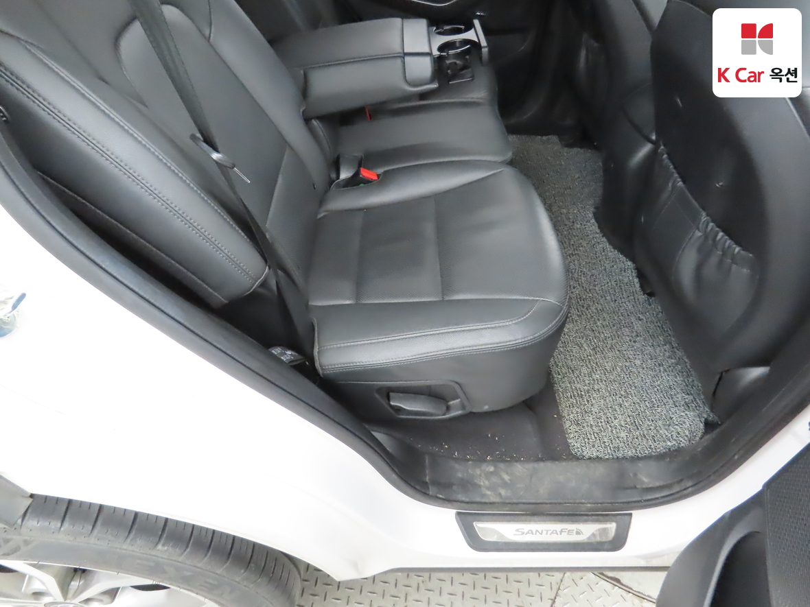 Hyundai Santa Fe - 30