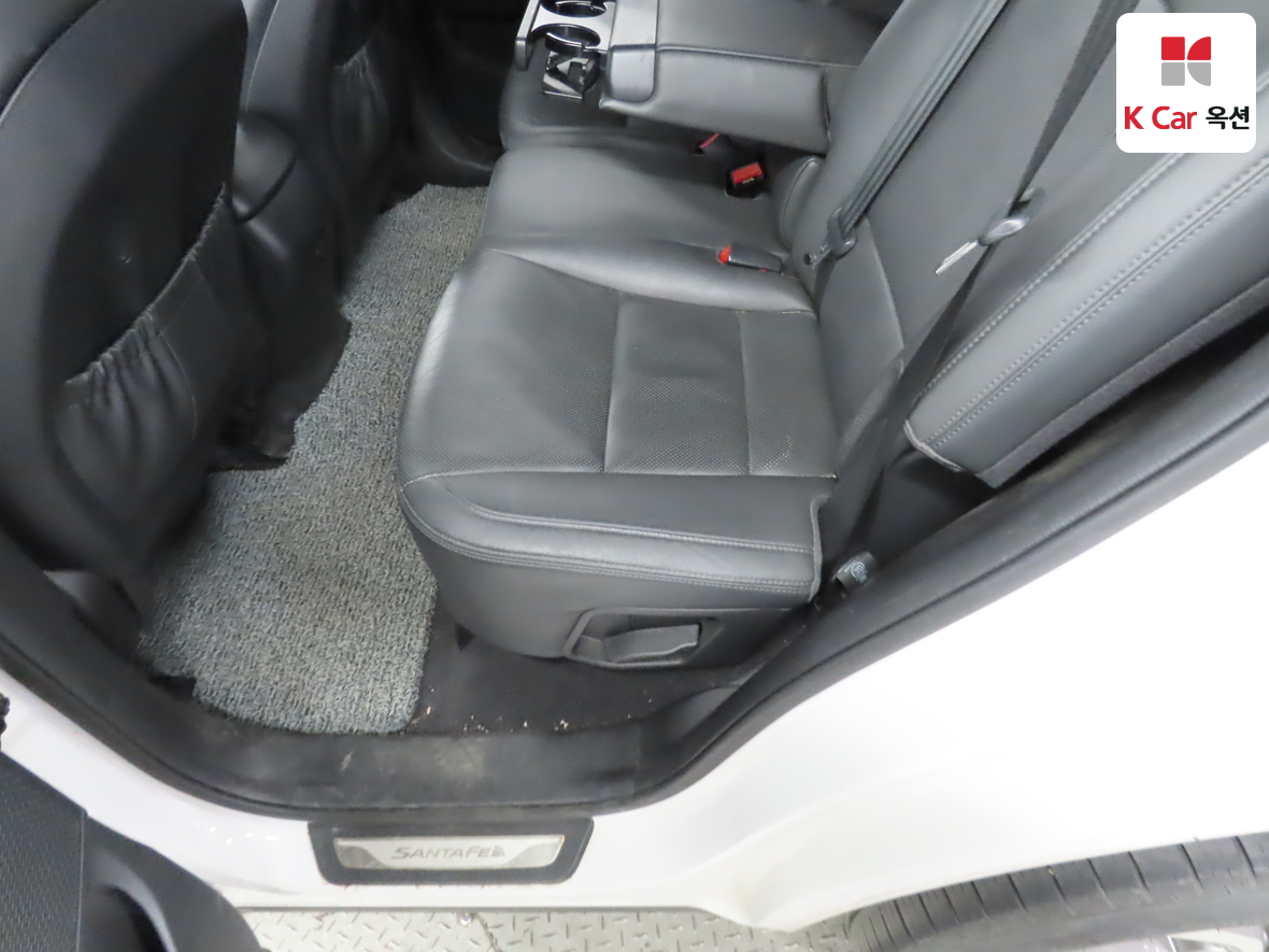 Hyundai Santa Fe - 25