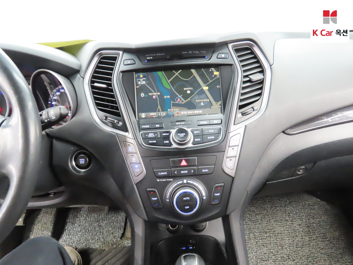 Hyundai Santa Fe - 6