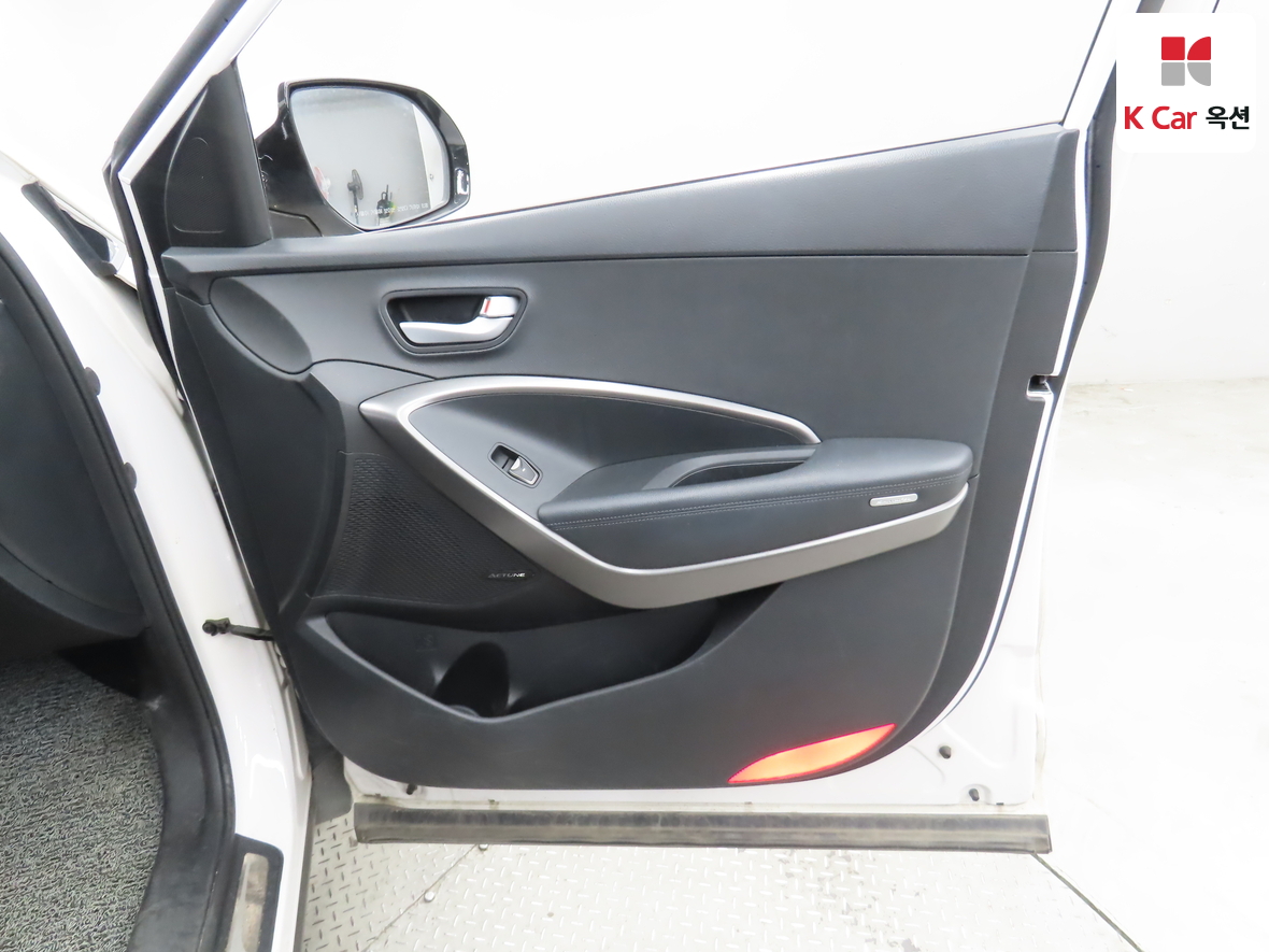 Hyundai Santa Fe - 31