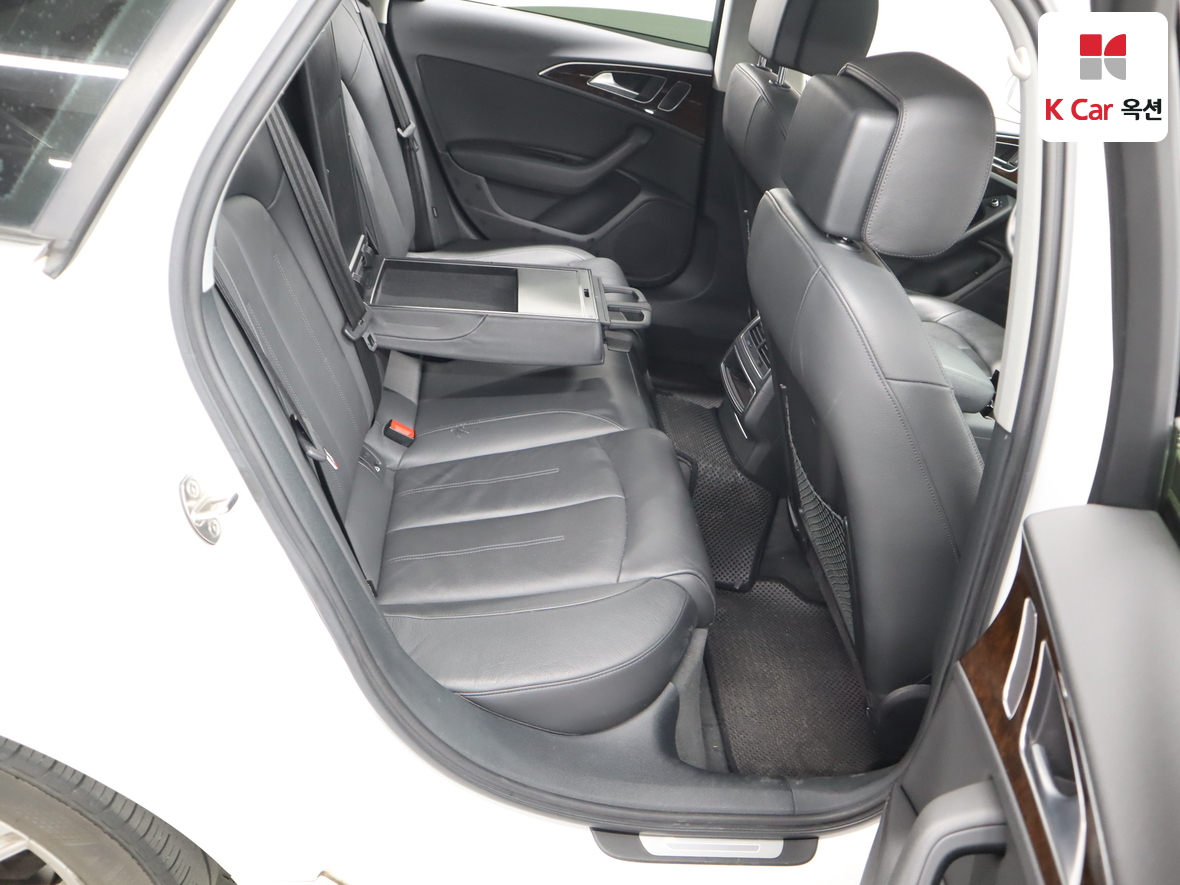 Audi A6 - 30