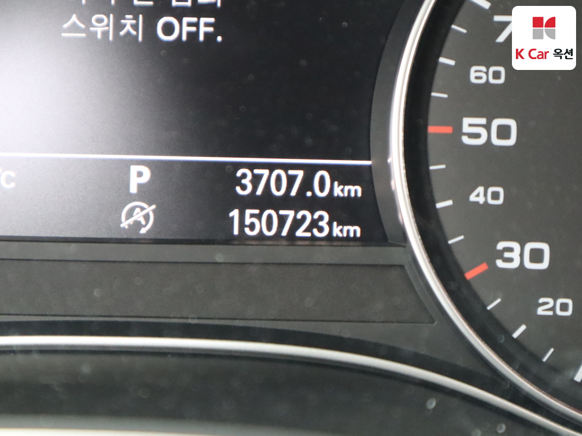Audi A6 - 4