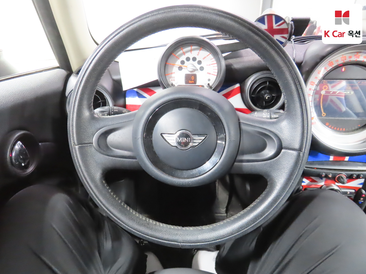 BMW MINI - 10