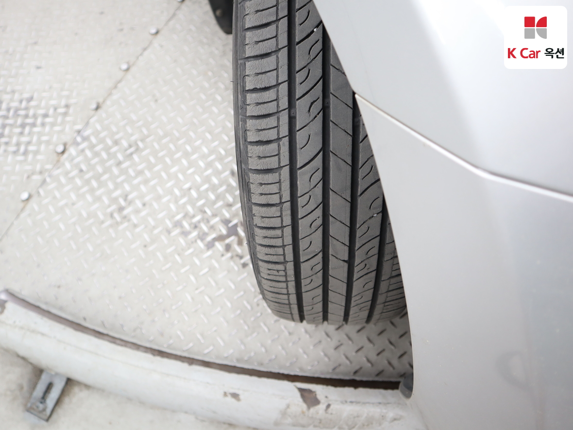 Hyundai Elantra 2012 - Image 35