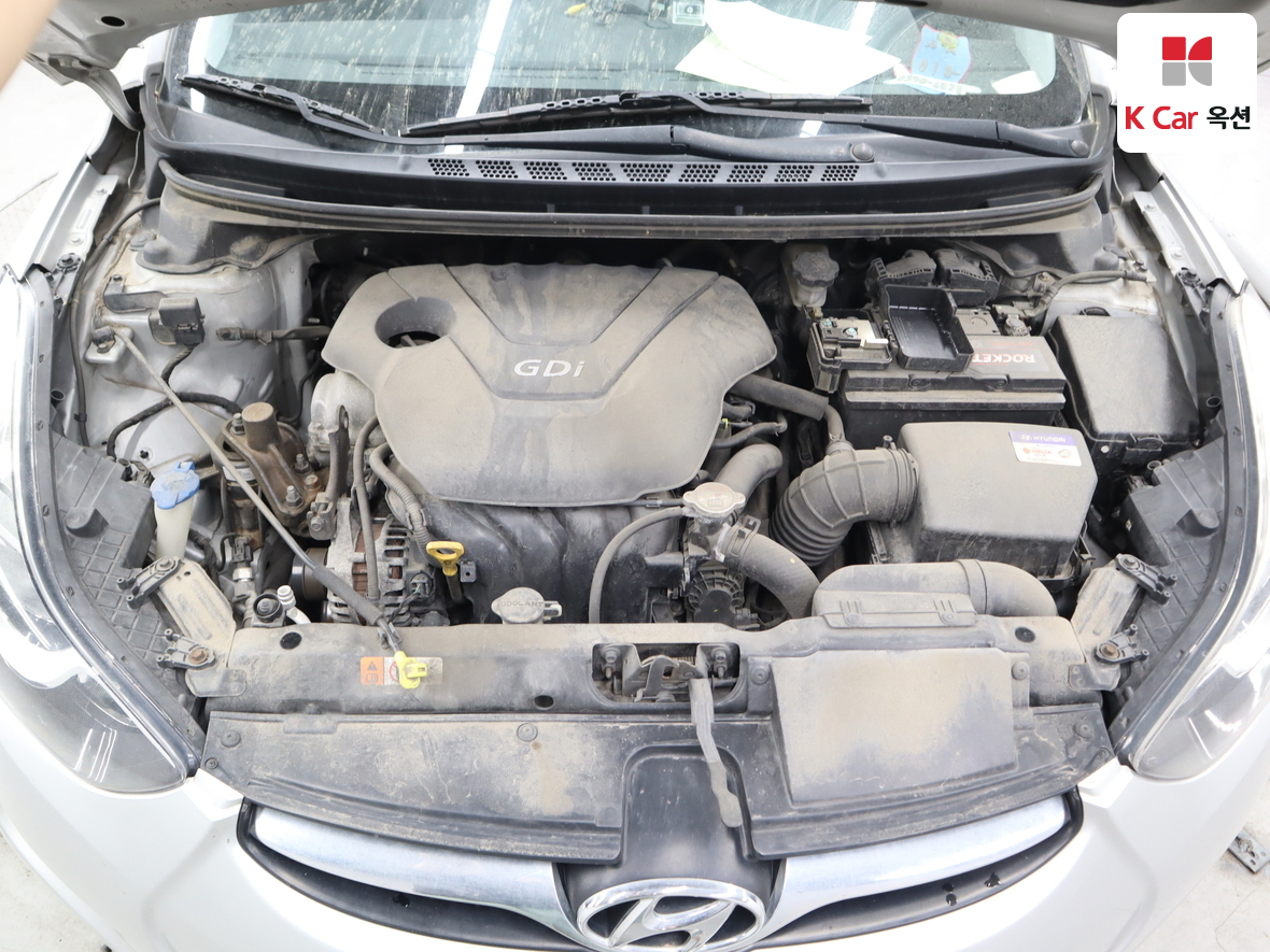 Hyundai Elantra 2012 - Image 36