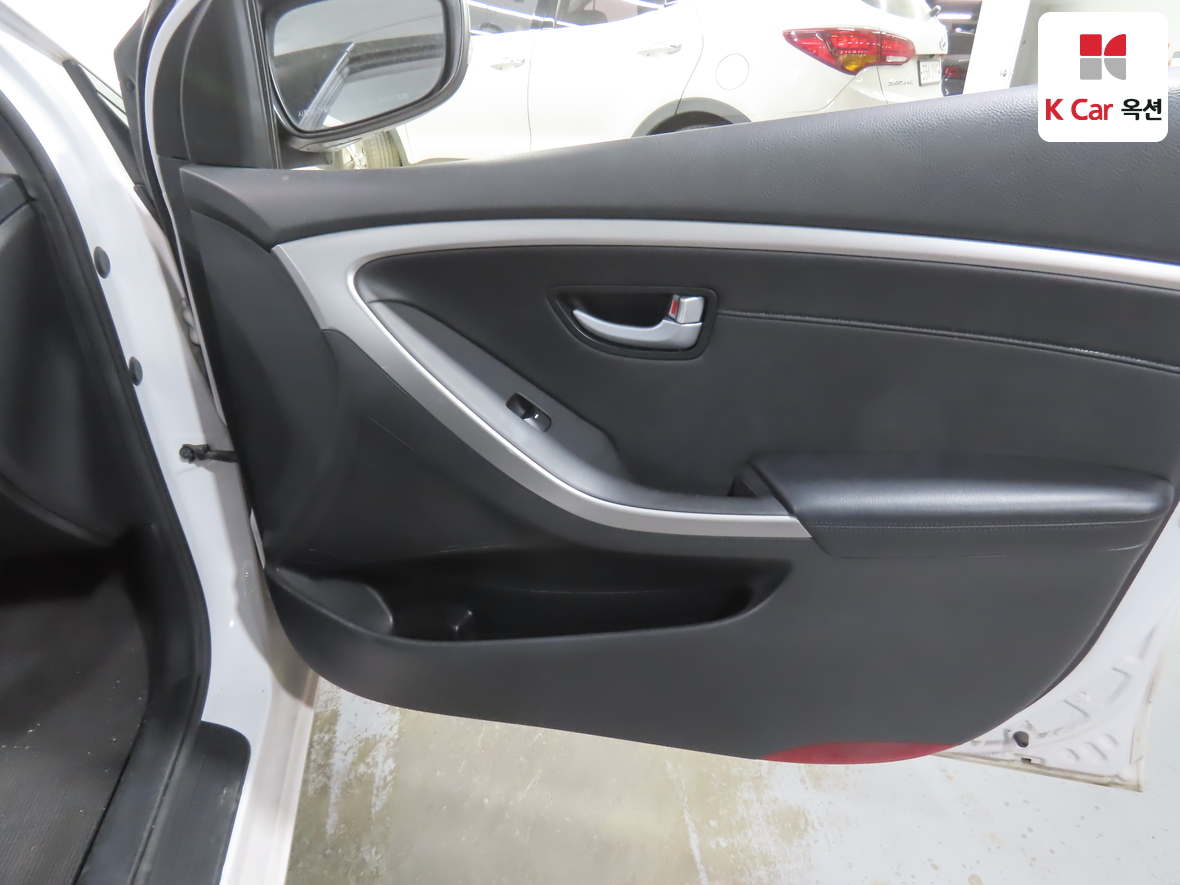 Hyundai i30 - 29