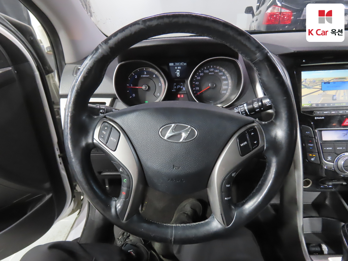 Hyundai i30 - 10
