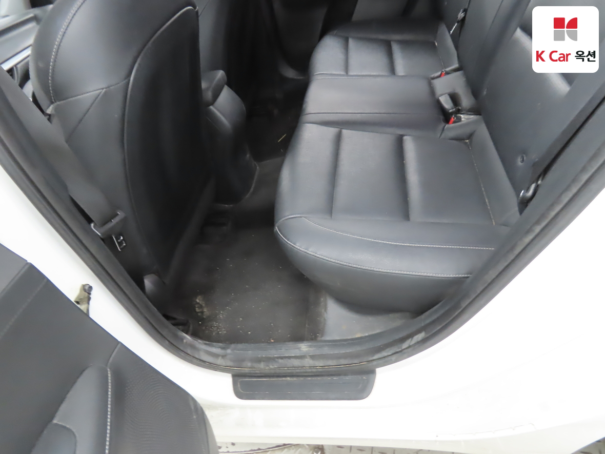 كيا K3 2020 - صورة 24