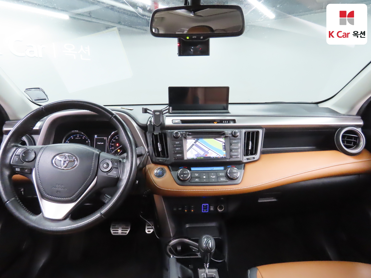 Toyota RAV4 - 3