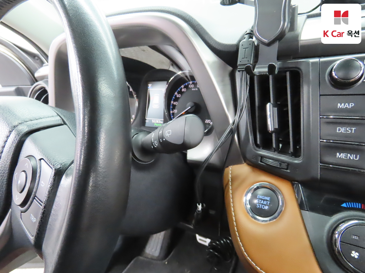 Toyota RAV4 - 11