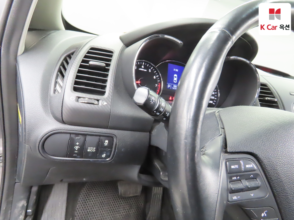 Kia K3 - 9