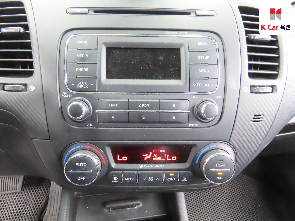 Kia K3 - 15