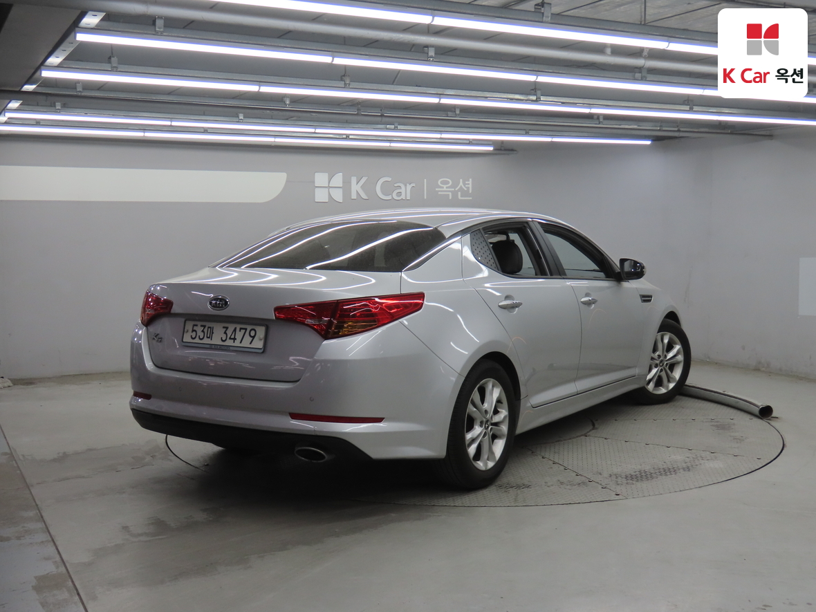 Kia K5 - 2