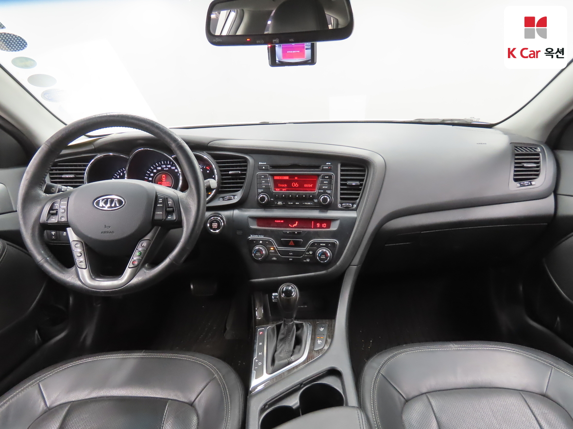 Kia K5 - 3