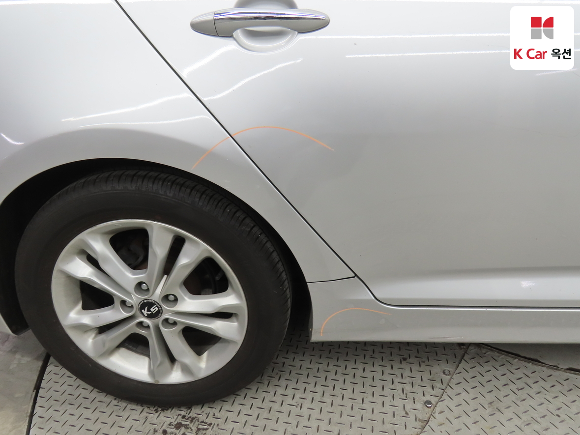 Kia K5 - 38