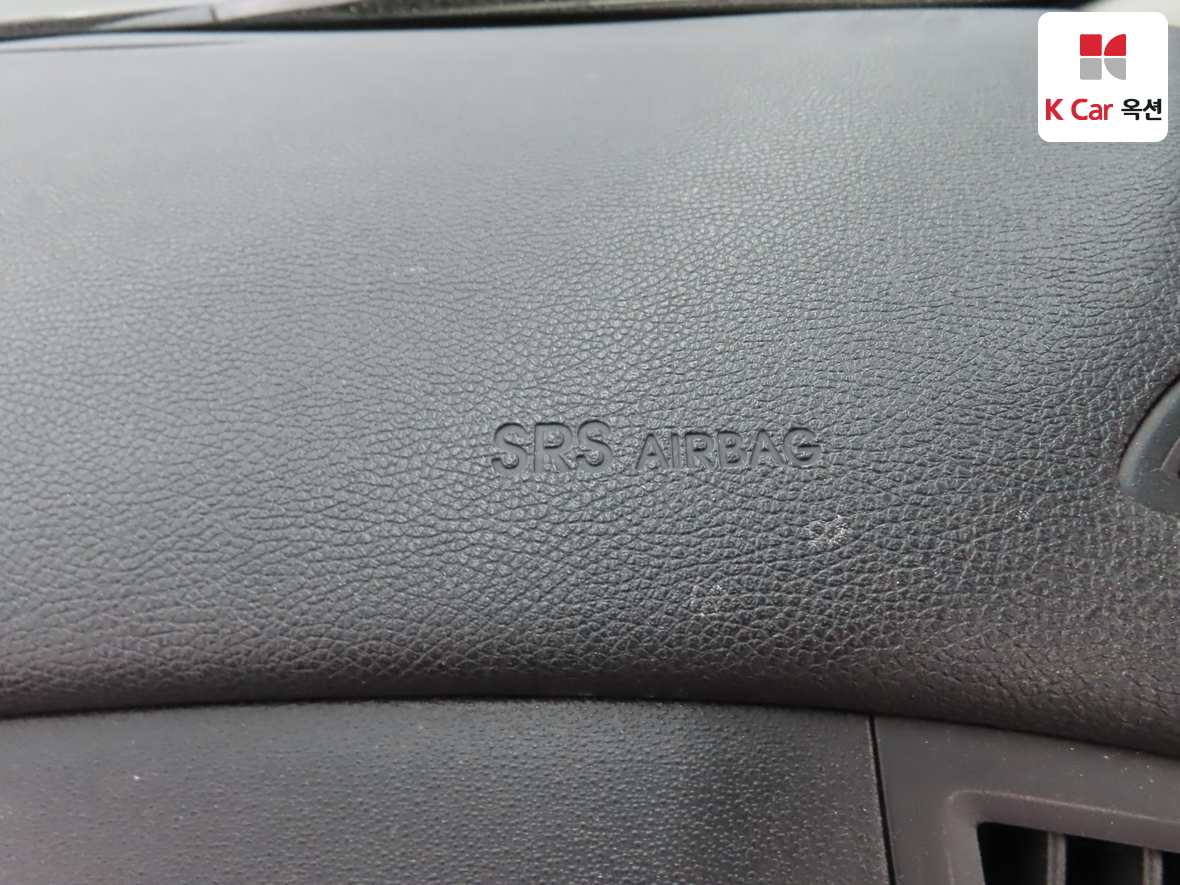 Hyundai Genesis - 28