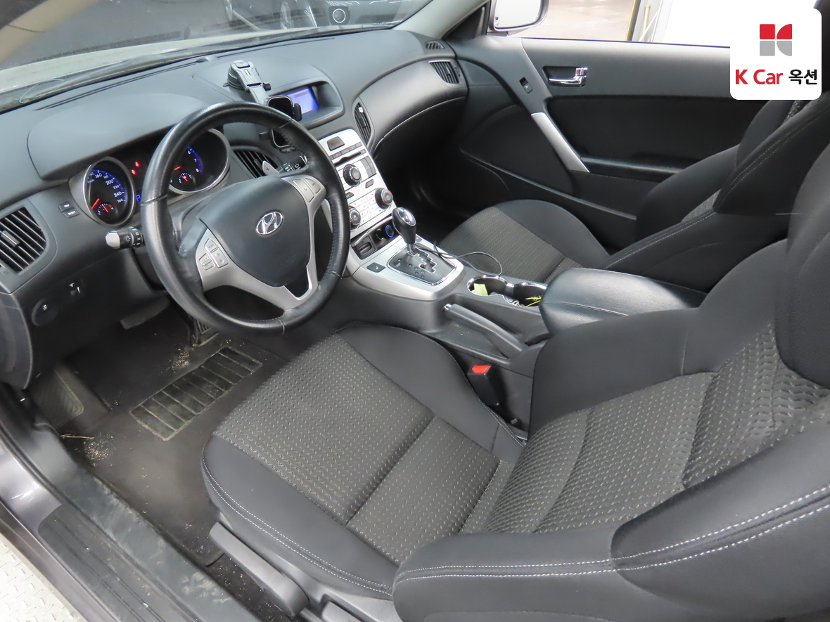 Hyundai Genesis - 3