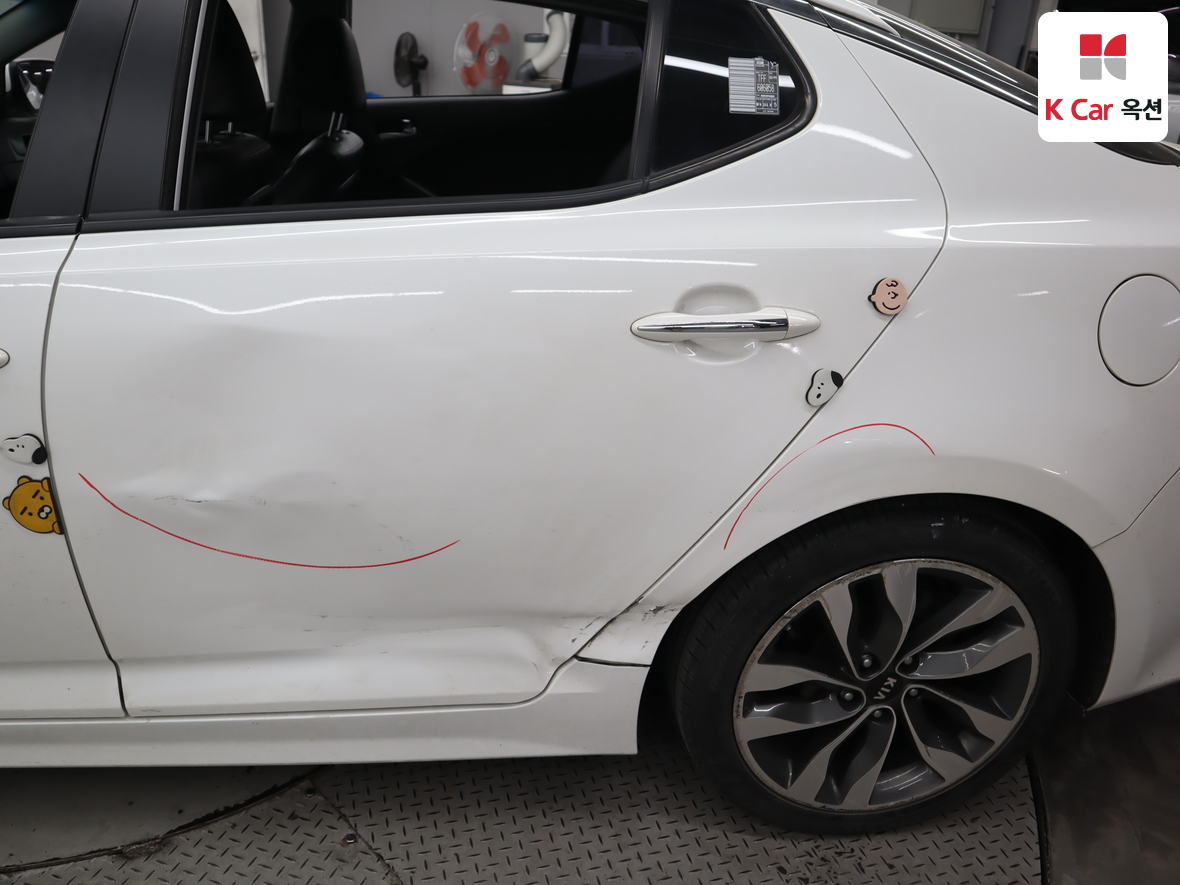 Kia K5 - 35