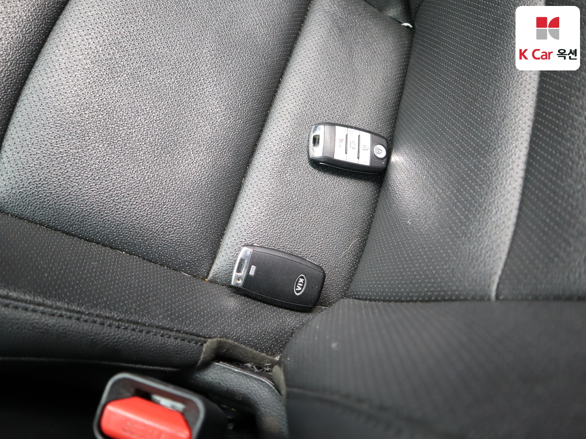 Kia K5 - 17