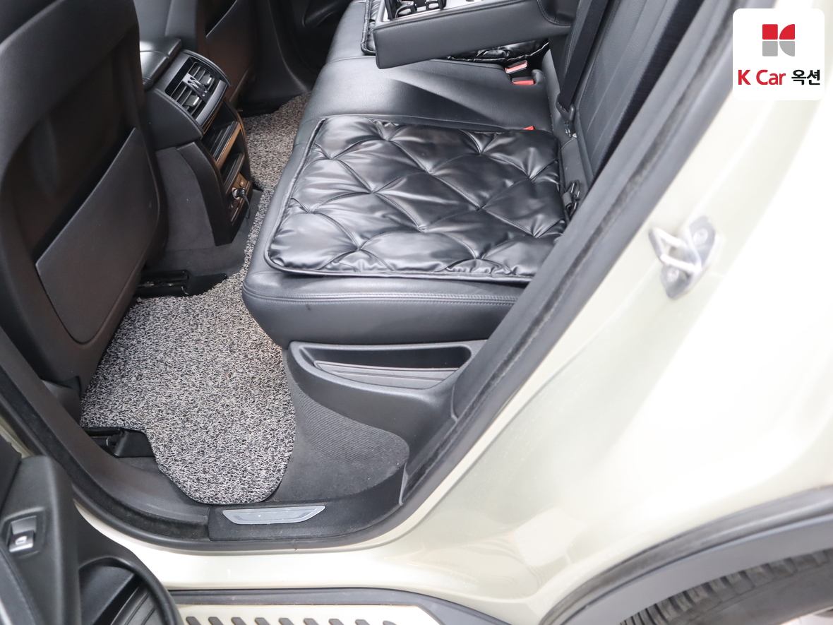 BMW X6 - 24