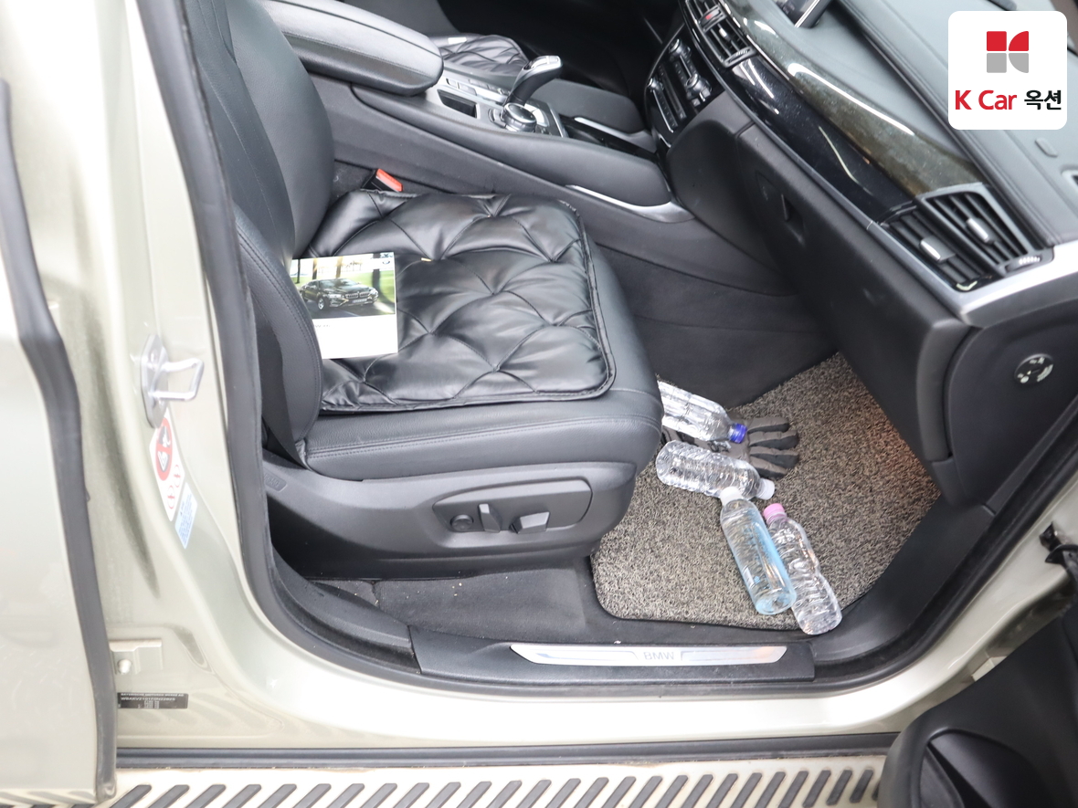 BMW X6 - 32