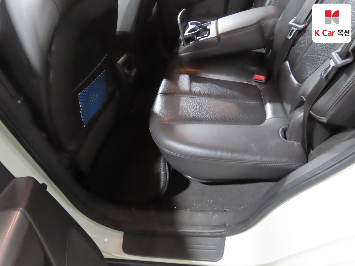 Hyundai Santa Fe 2010 - Image 23