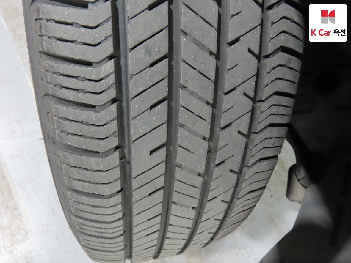 Hyundai Santa Fe 2010 - Image 33