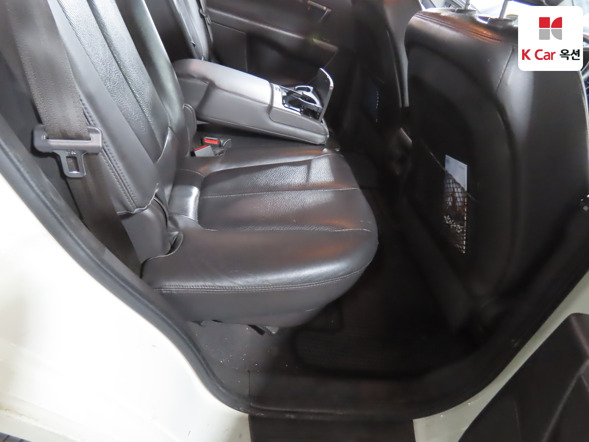Hyundai Santa Fe 2010 - Image 28