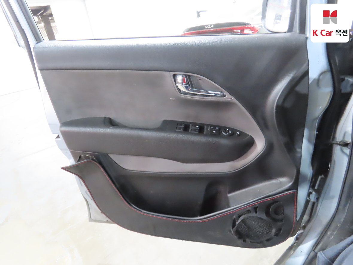 Kia Ray 2015 - Image 8