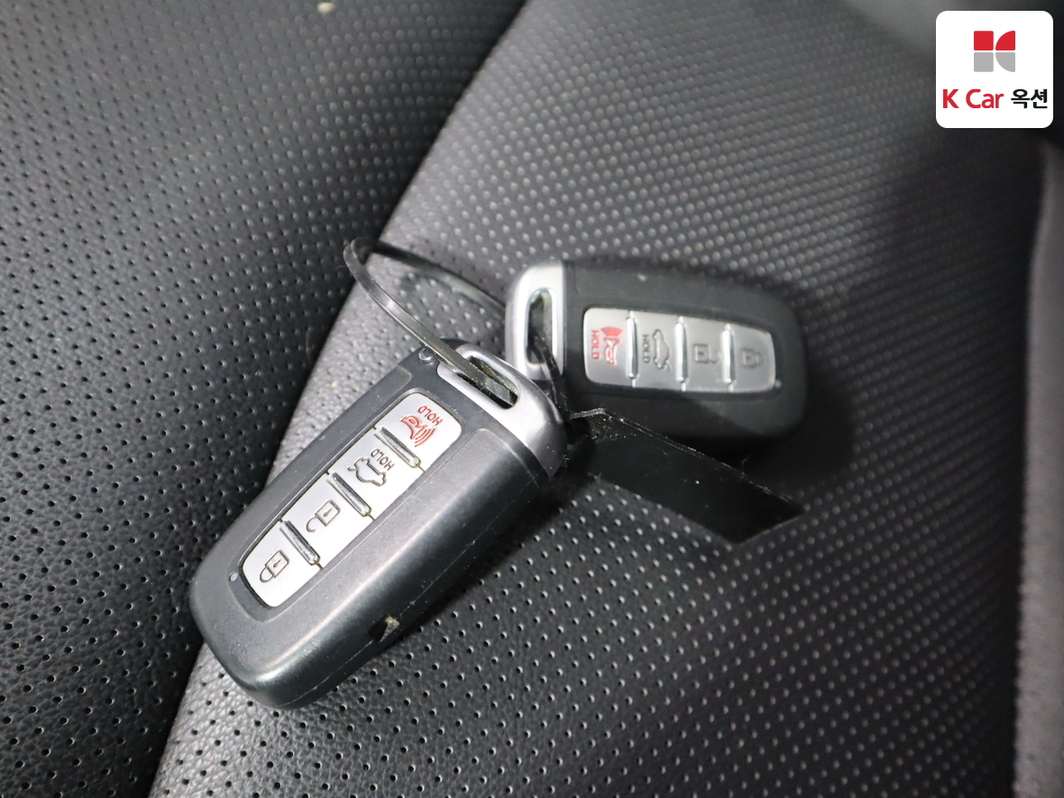 Hyundai Sonata 2013 - Image 18